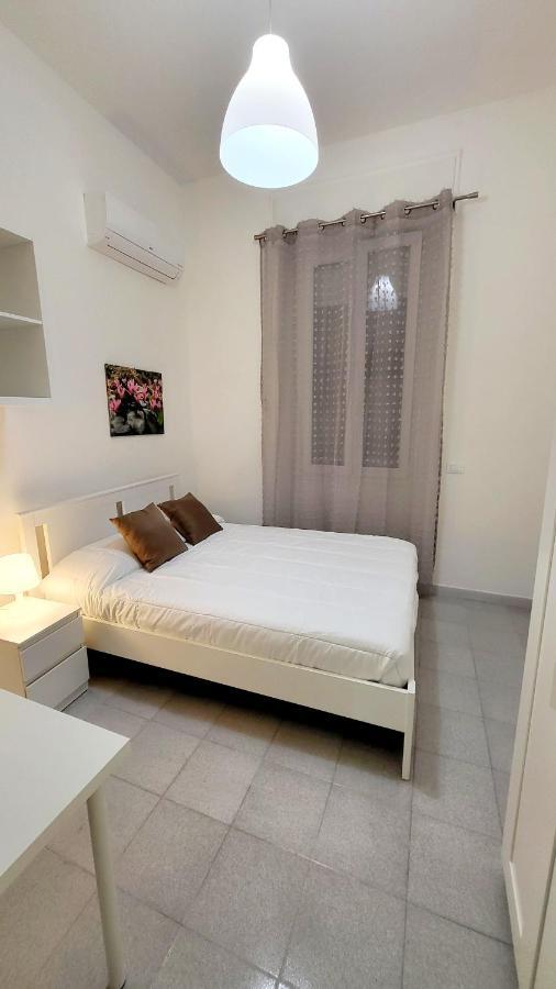Central Rooms Best Vacation Ever Cagliari Exterior foto