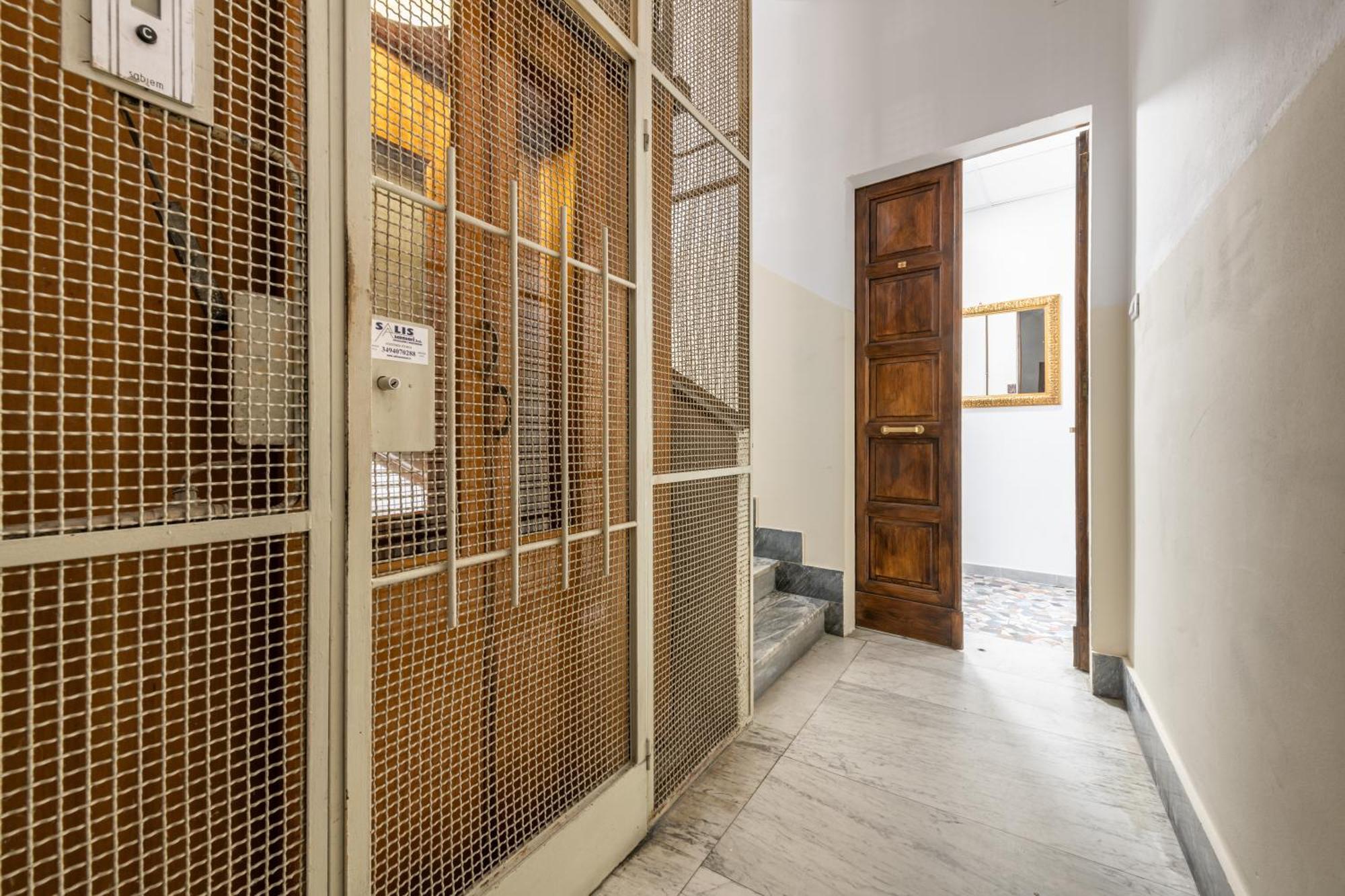 Central Rooms Best Vacation Ever Cagliari Exterior foto